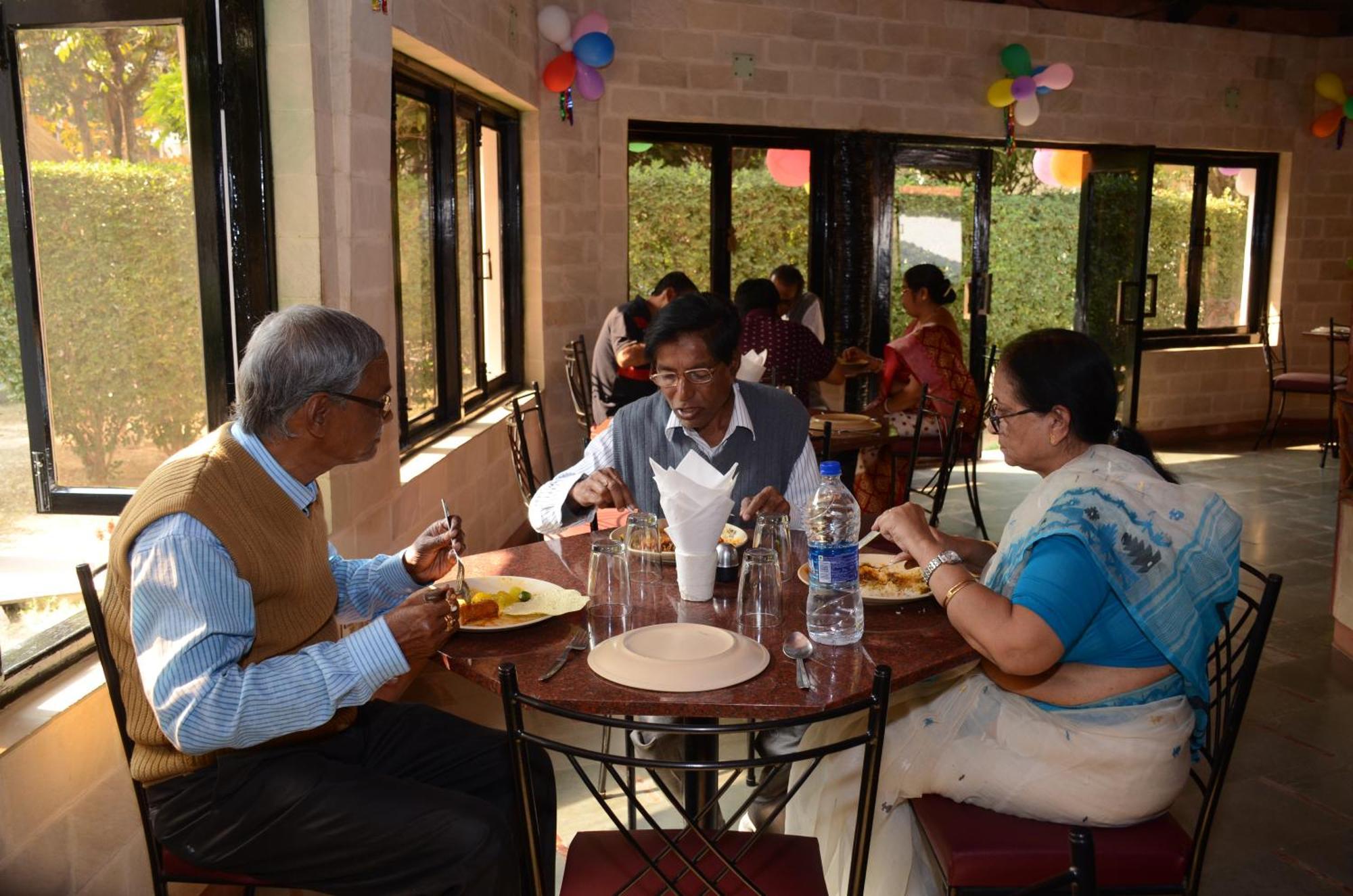 Chhuti Holiday Resort Bolpur Luaran gambar